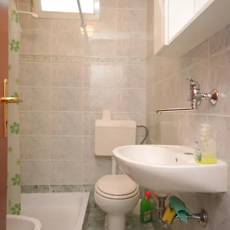 With Parking Space - 7024 Porec