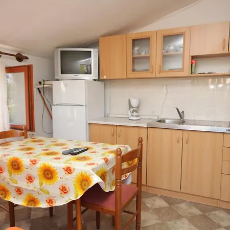 Appartamento With Parking Space - 7024