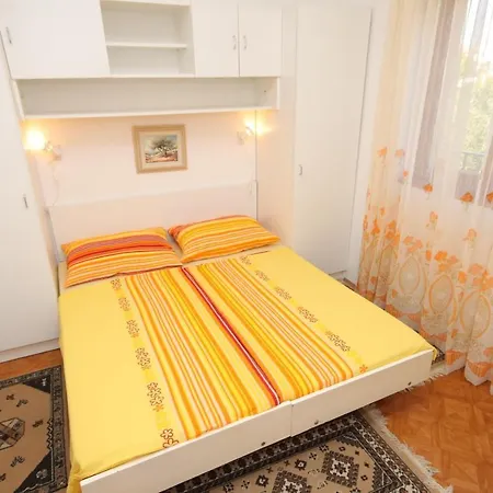 With Parking Space - 7024 Appartamento