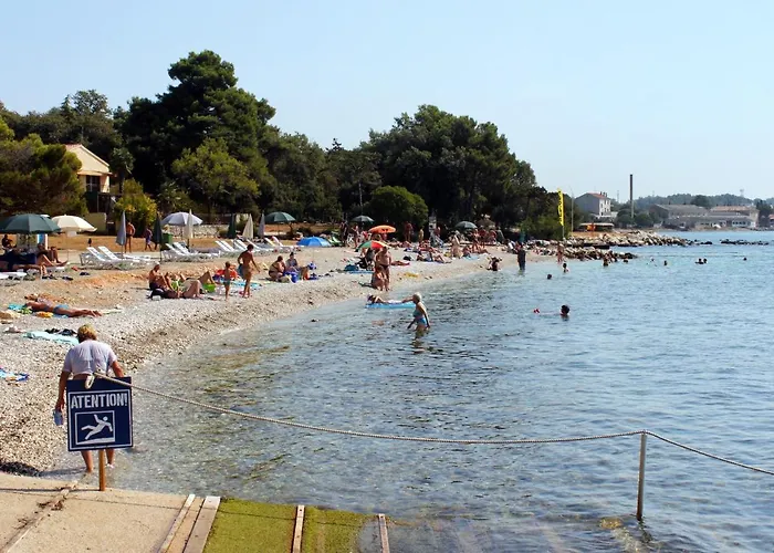 Apartman Apartments With Parking Space Porec - 7024 *