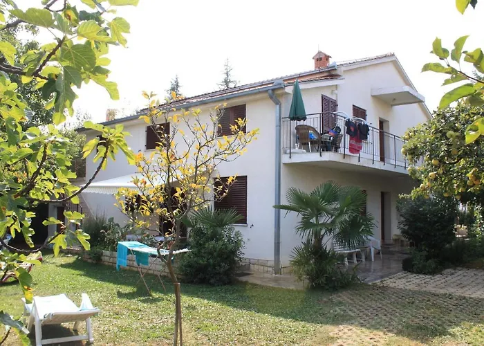 Apartments With Parking Space Porec - 7024 *