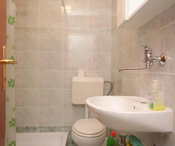 Apartments With Parking Space Porec - 7024 Porec