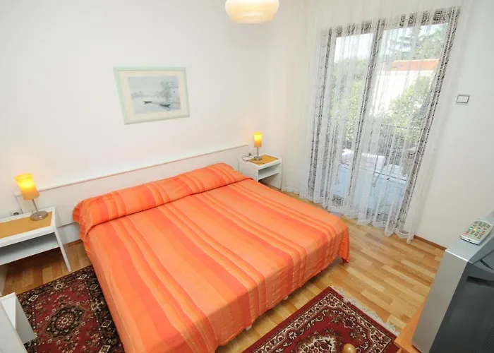 Apartments With Parking Space Porec - 7024 Apartman Porec