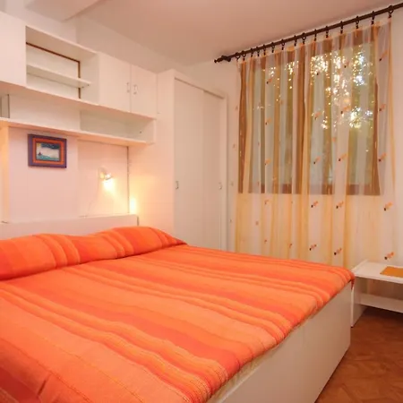 Apartments With Parking Space Porec - 7024 Lejlighed *
