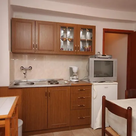 Lejlighed Apartments With Parking Space Porec - 7024 Poreč